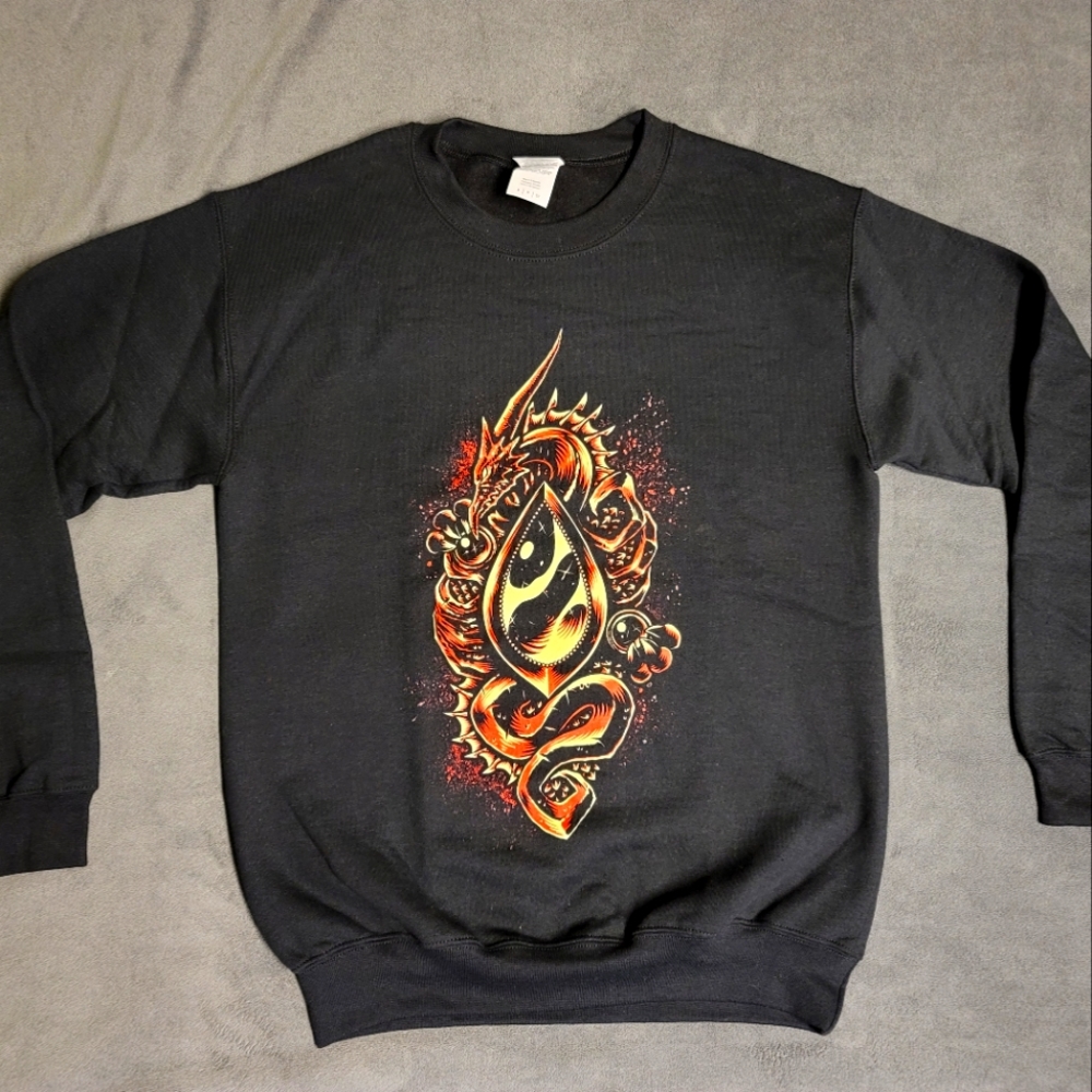 New Black Dragon Sweater Small Gildan